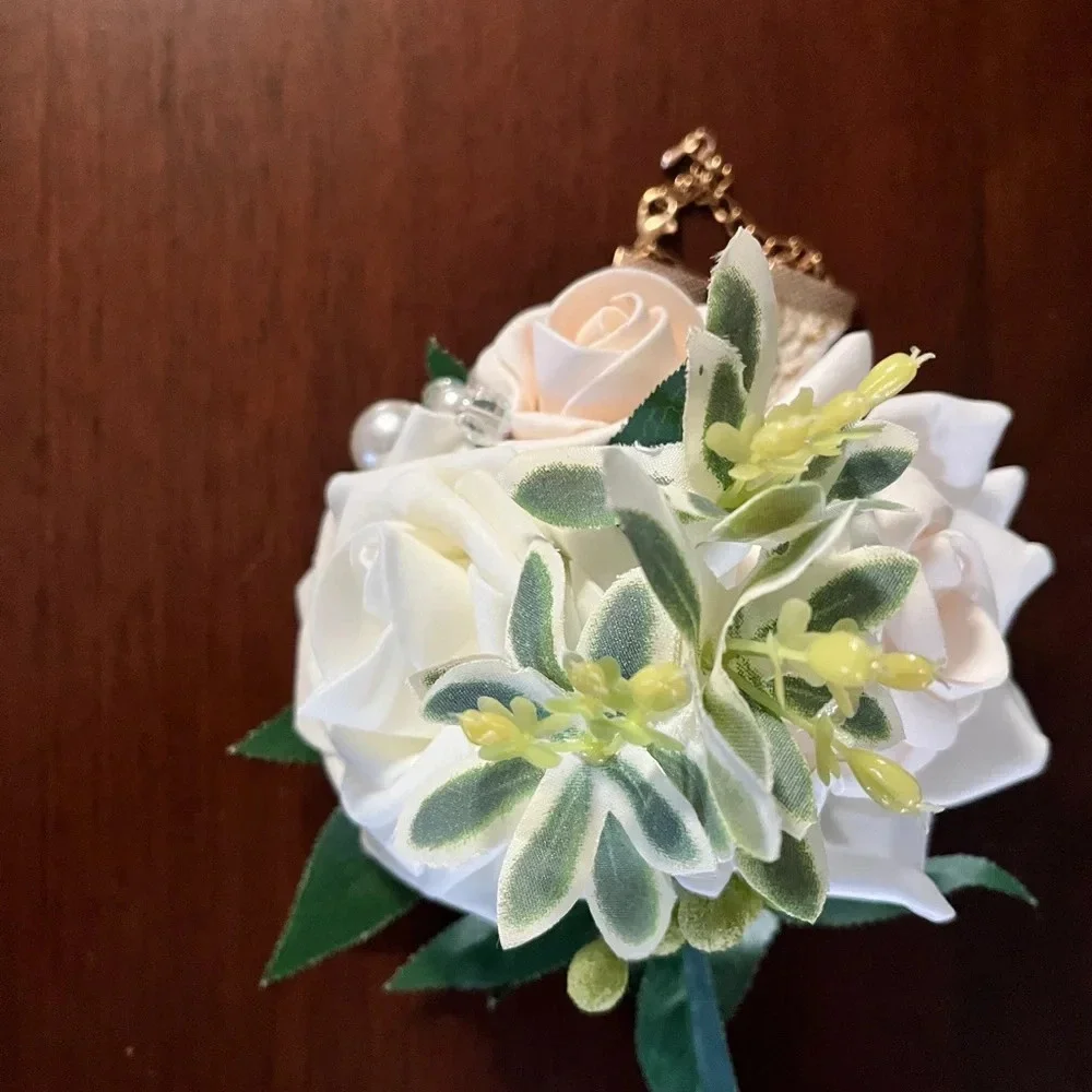 White Silk Like Rose Boutonniere - Dance Boutonniere‎ Prom Hand corsage bracelet